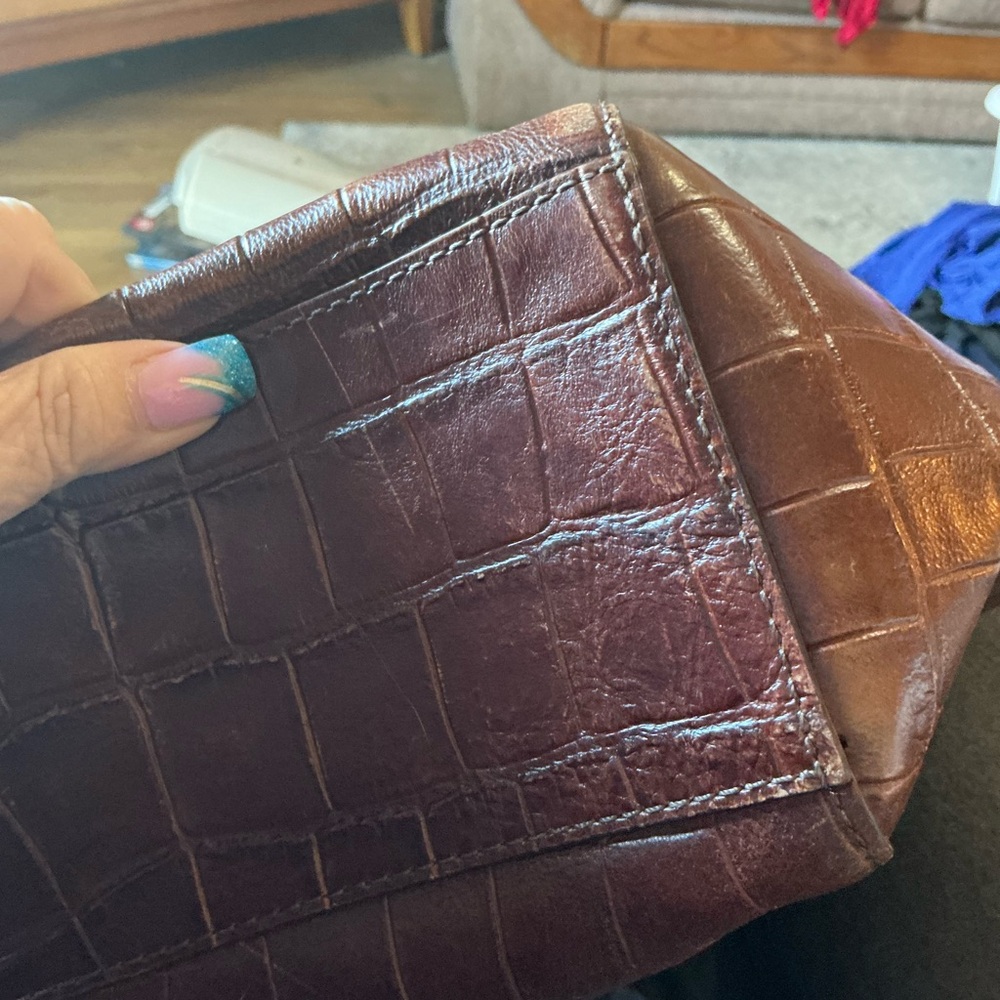 Fossil Dark Brown Croc-Embossed Tote - Picture 6 of 9